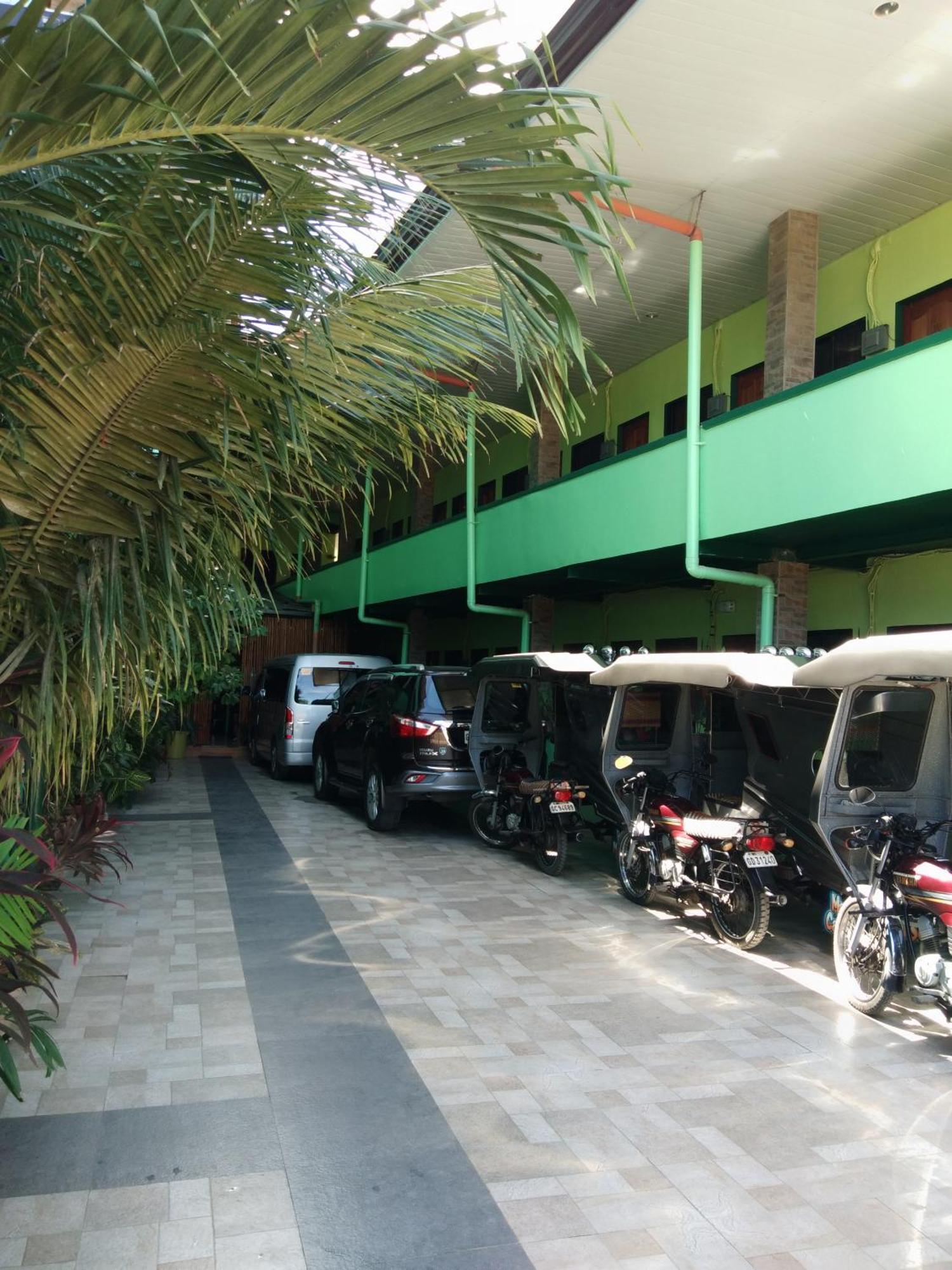 Aosmec Square Hotel มักตัน ภายนอก รูปภาพ